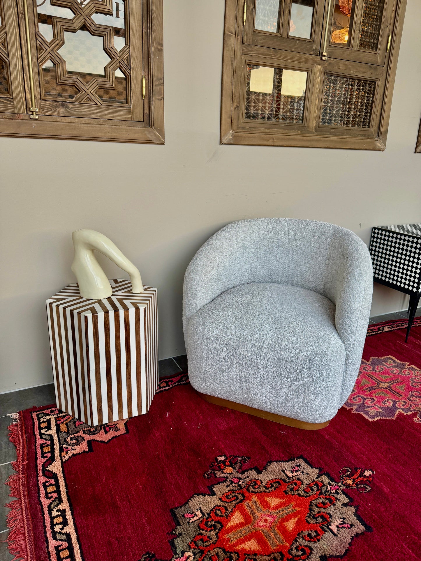 Casablanca Lounge Chair