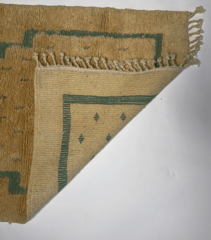 Moroccan Prayer Rug | 2.5" x 4"