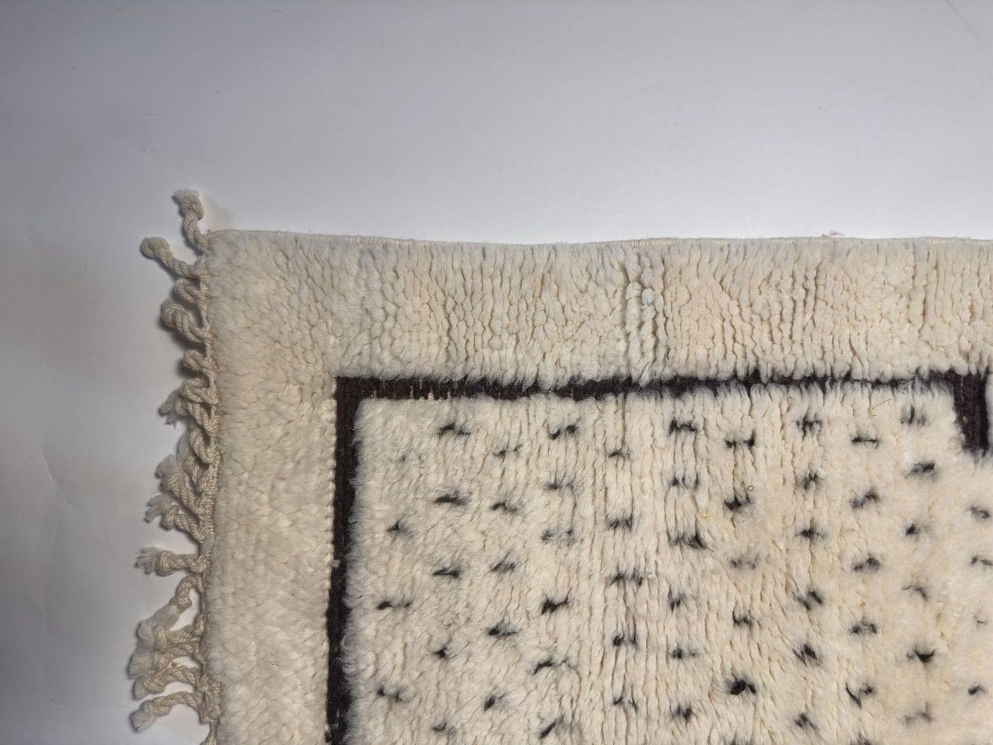 Moroccan Prayer Rug | 2.5" x 4"