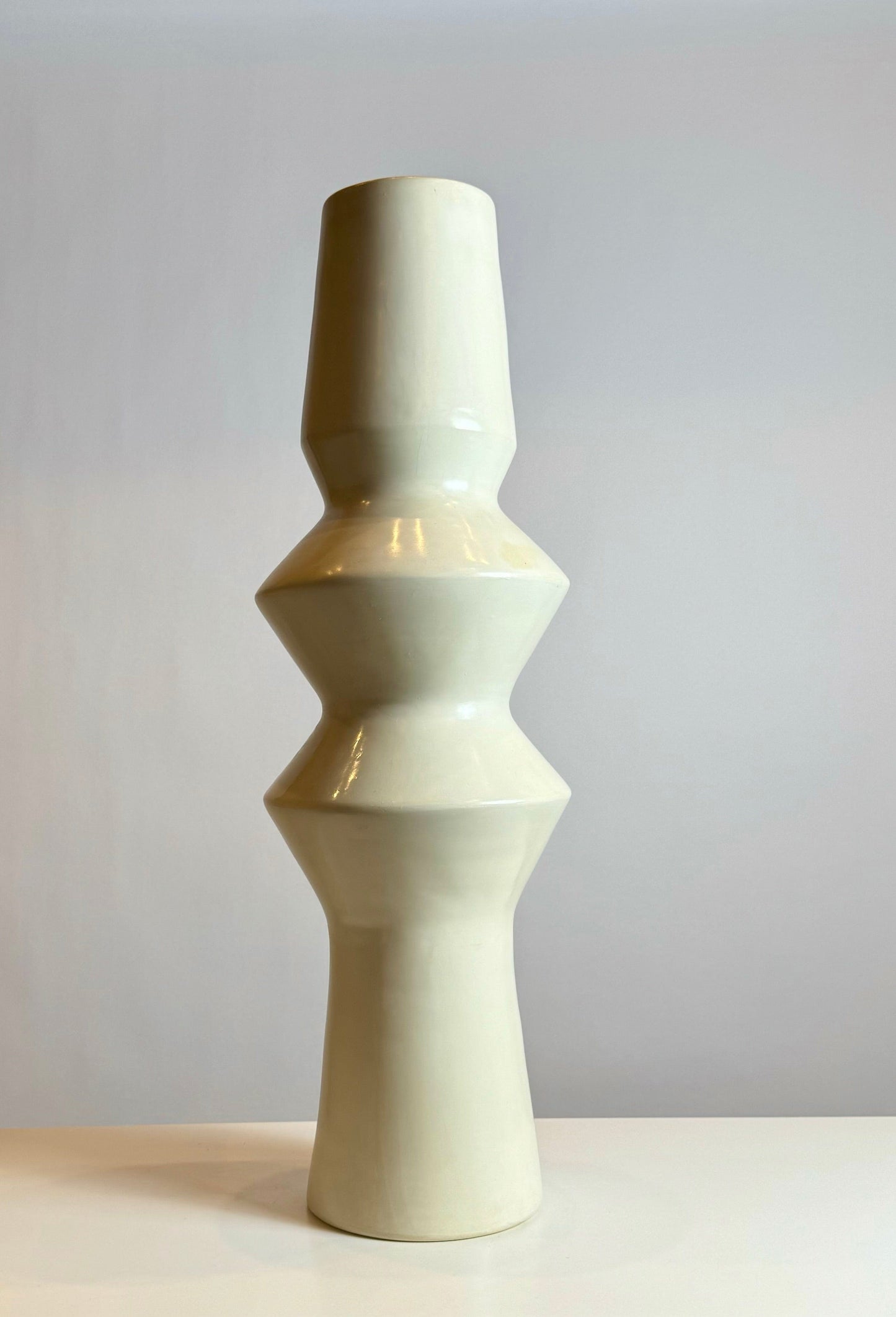 Itran Vase (L)