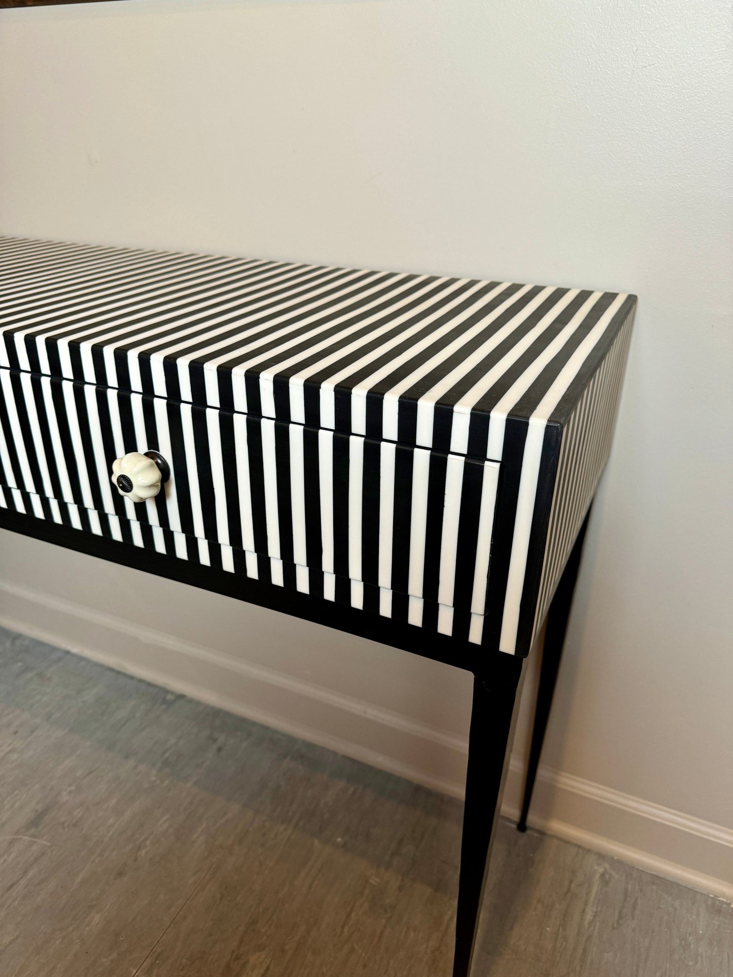 Agdal Console Table