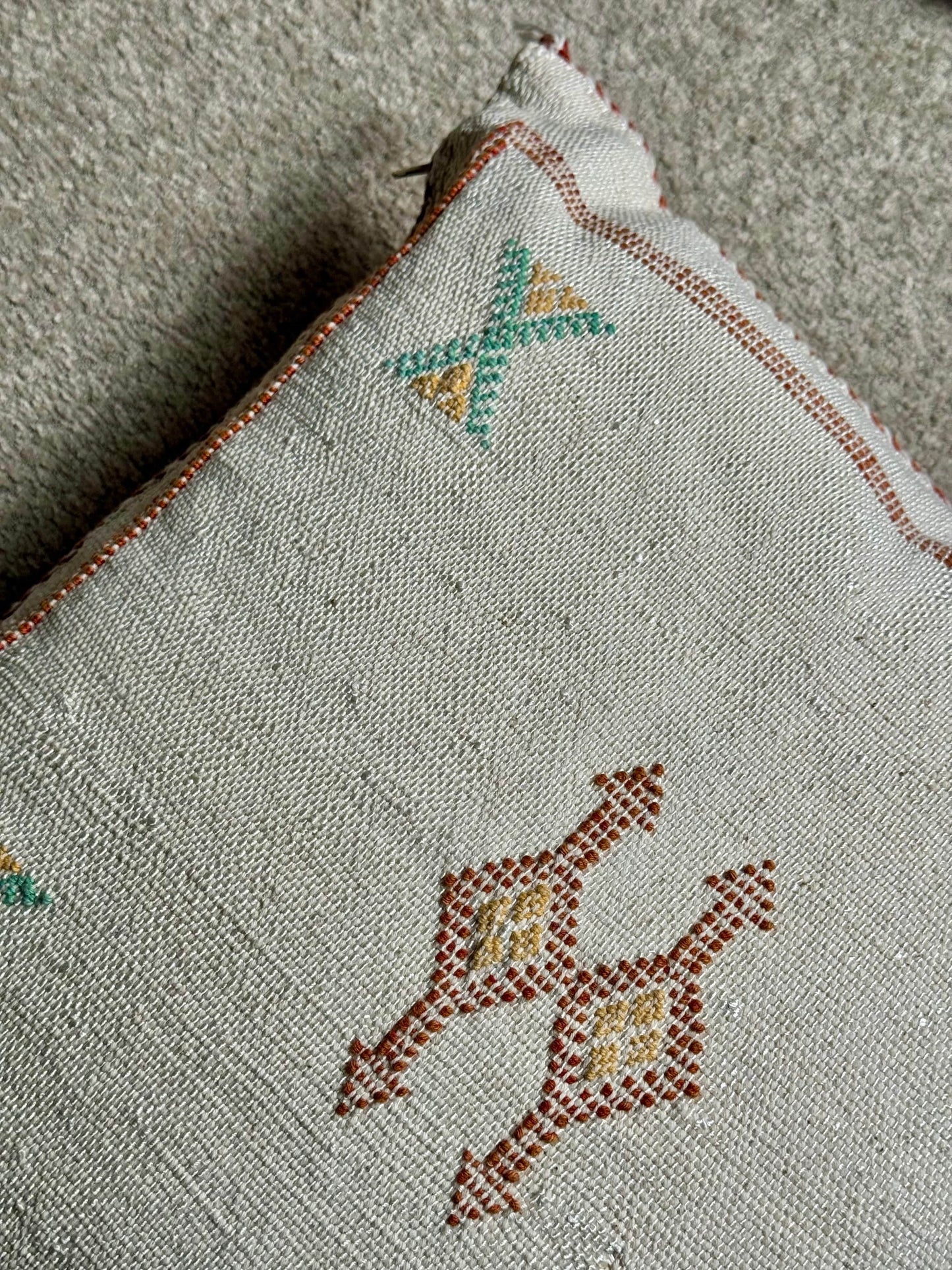 Cactus Silk Pillow | White