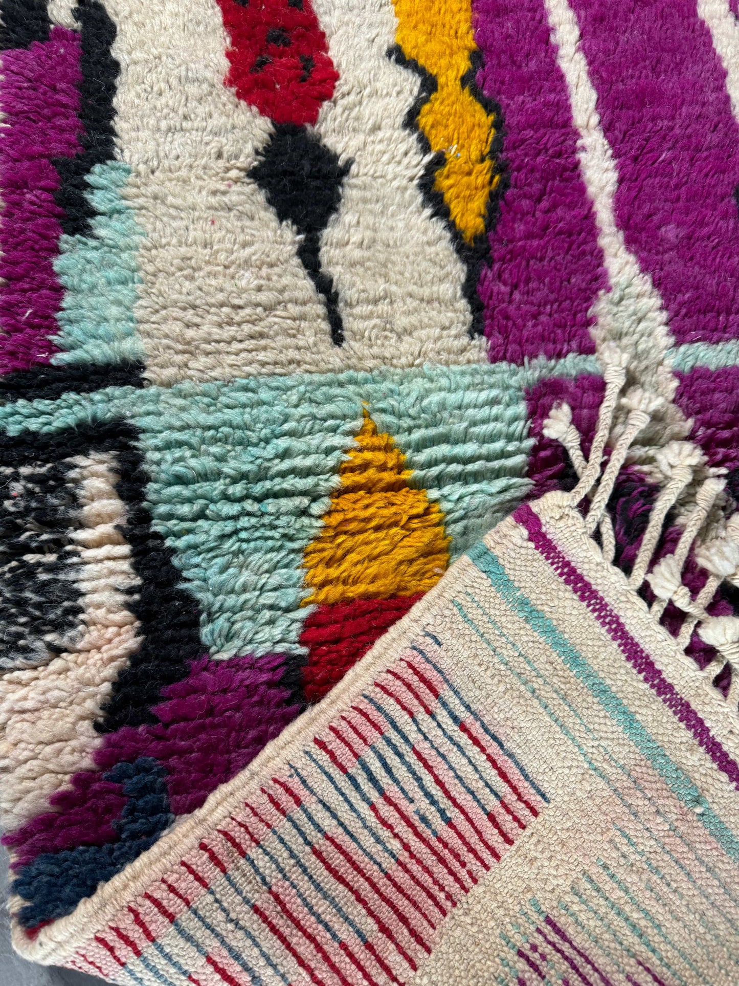 Beni Mellal Moroccan Rug | 3'5” x 4’10"